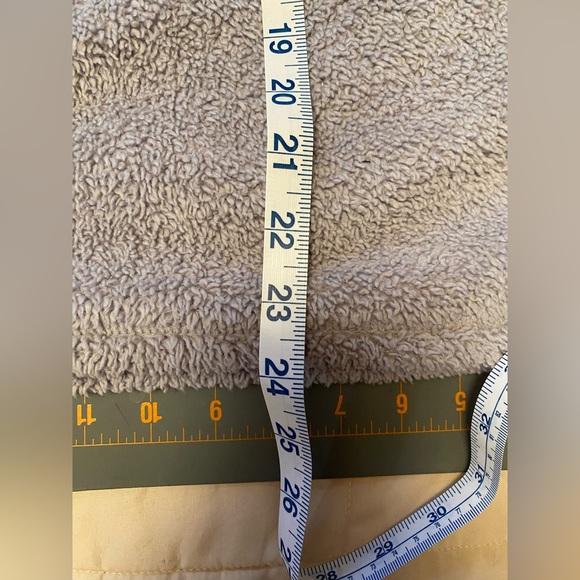 Athleta fuzzy pullover M - Picture 6 of 6